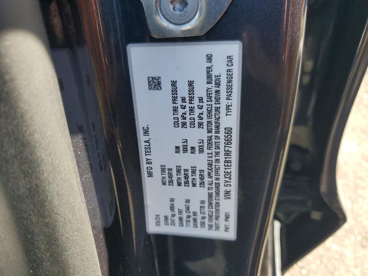2024 TESLA MODEL 3