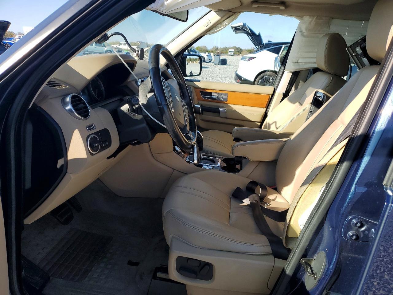 2011 LAND ROVER LR4