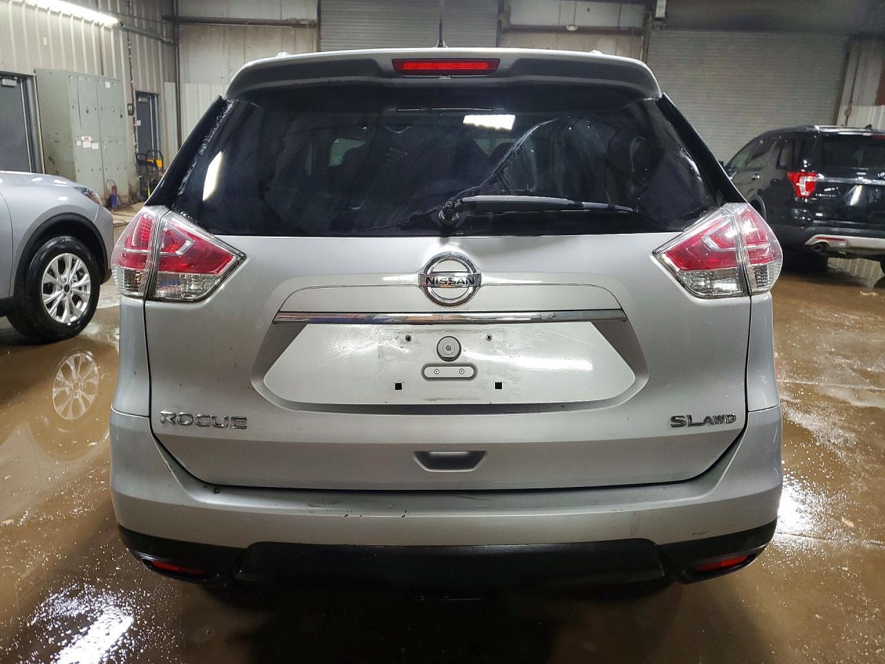 2016 NISSAN ROGUE