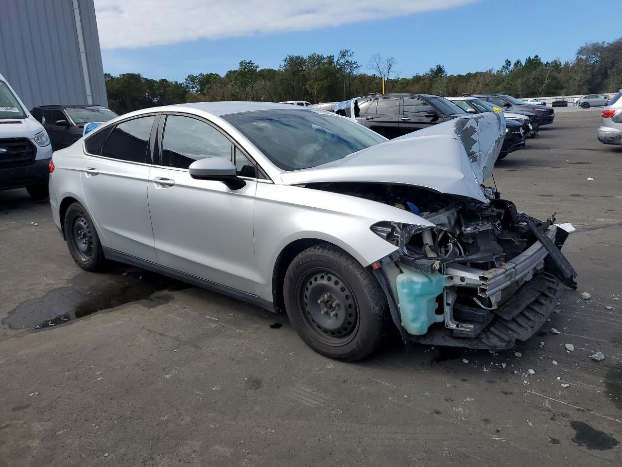 2013 FORD FUSION