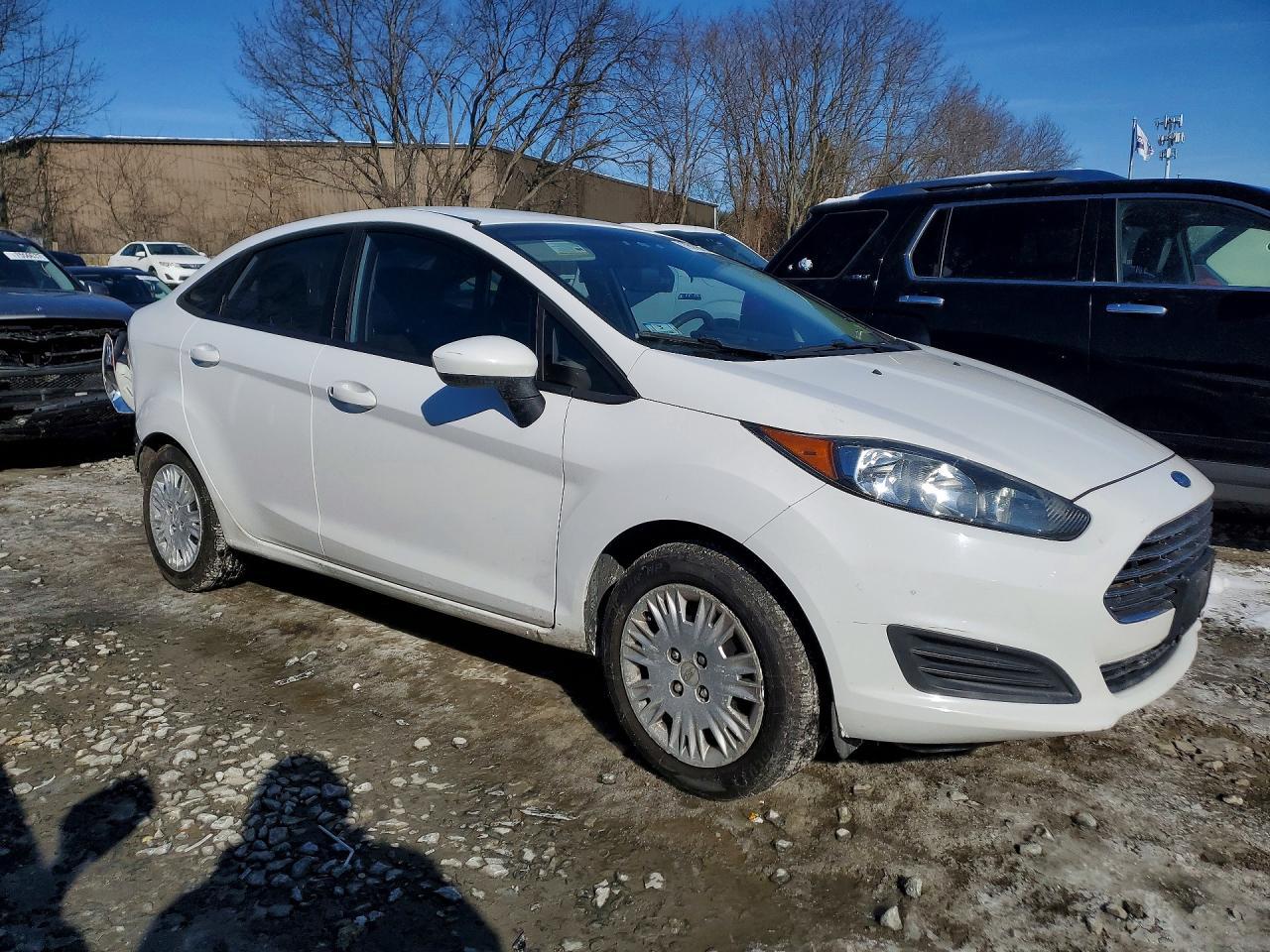 2014 FORD Fiesta