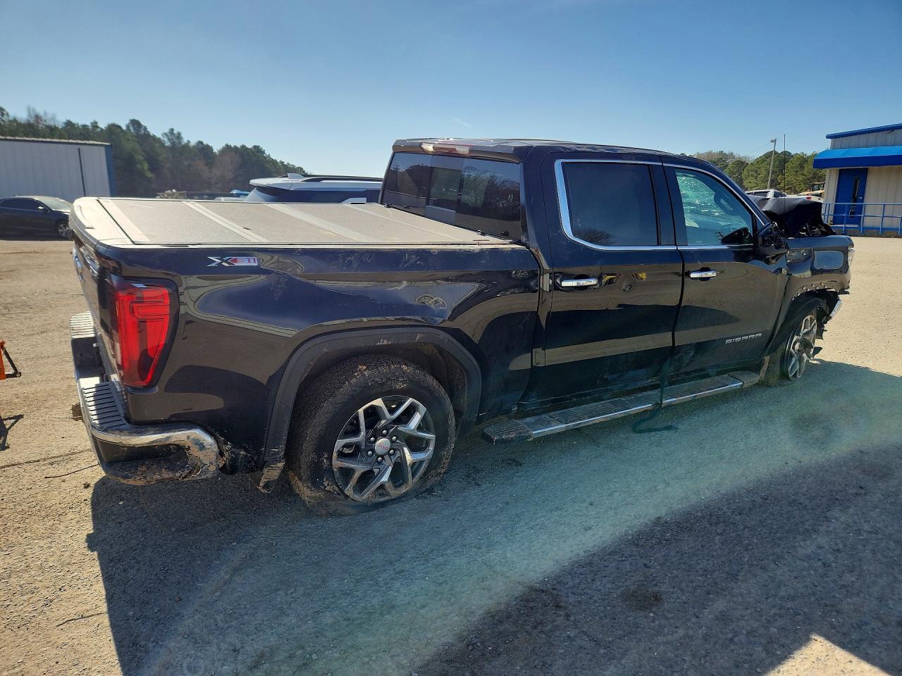 2024 GMC Sierra