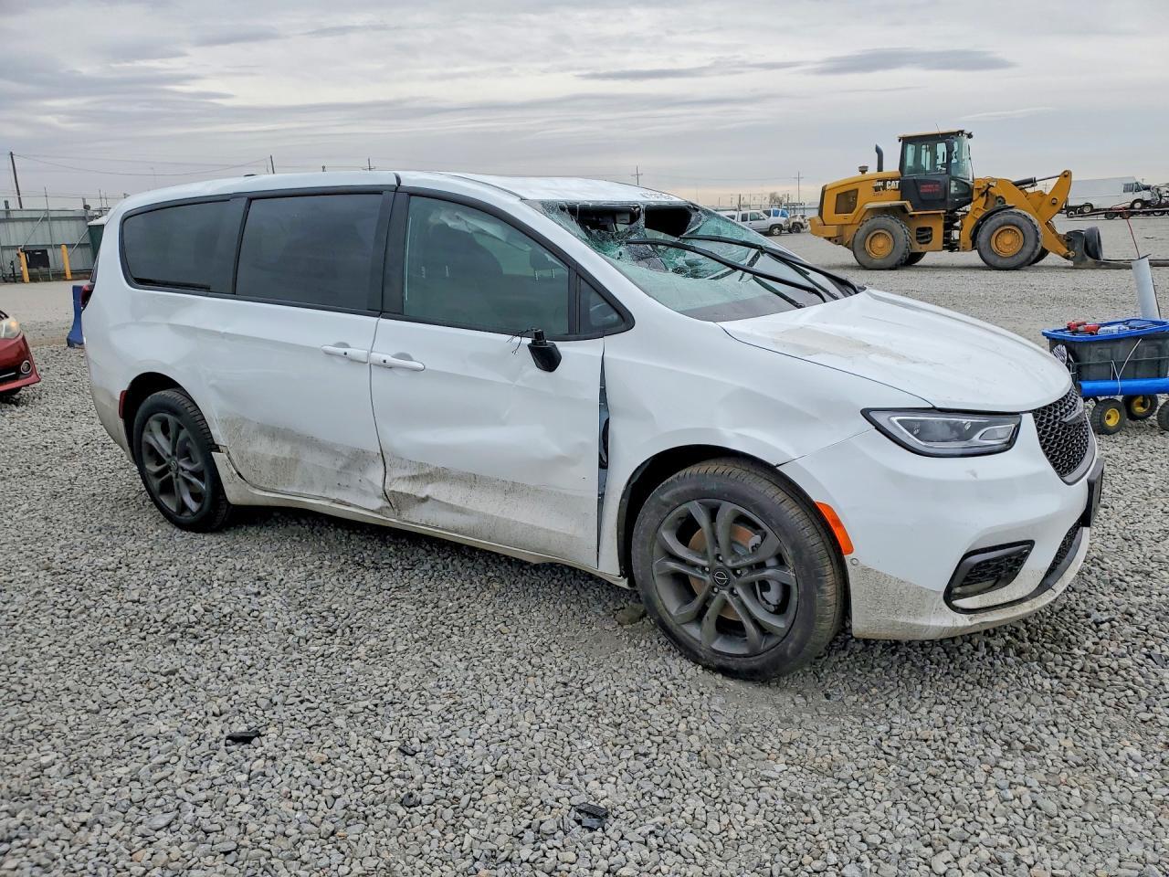 2026 CHRYSLER Pacifica