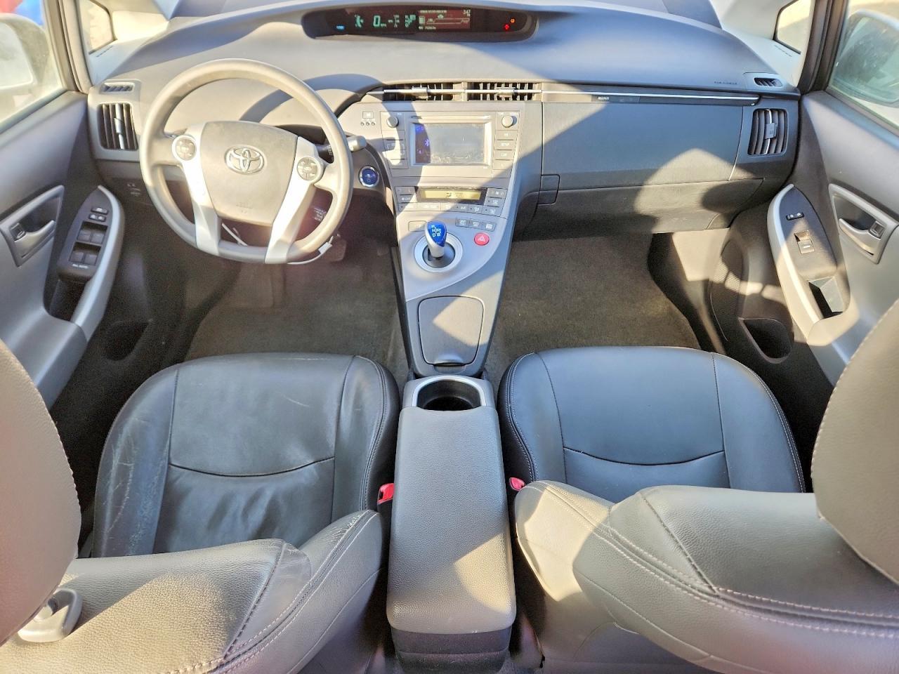 2012 TOYOTA PRIUS