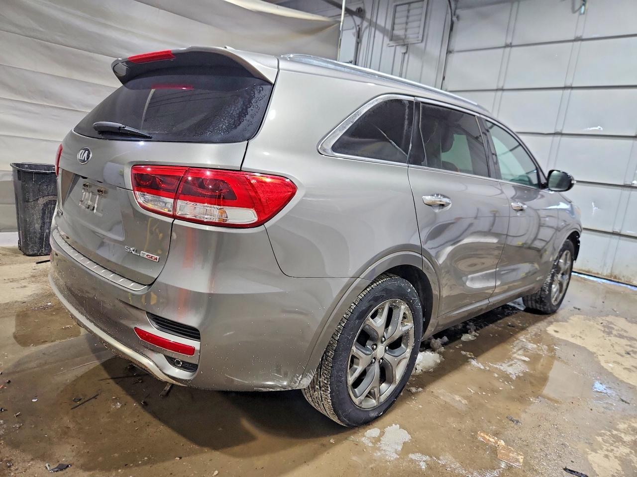 2016 KIA SORENTO