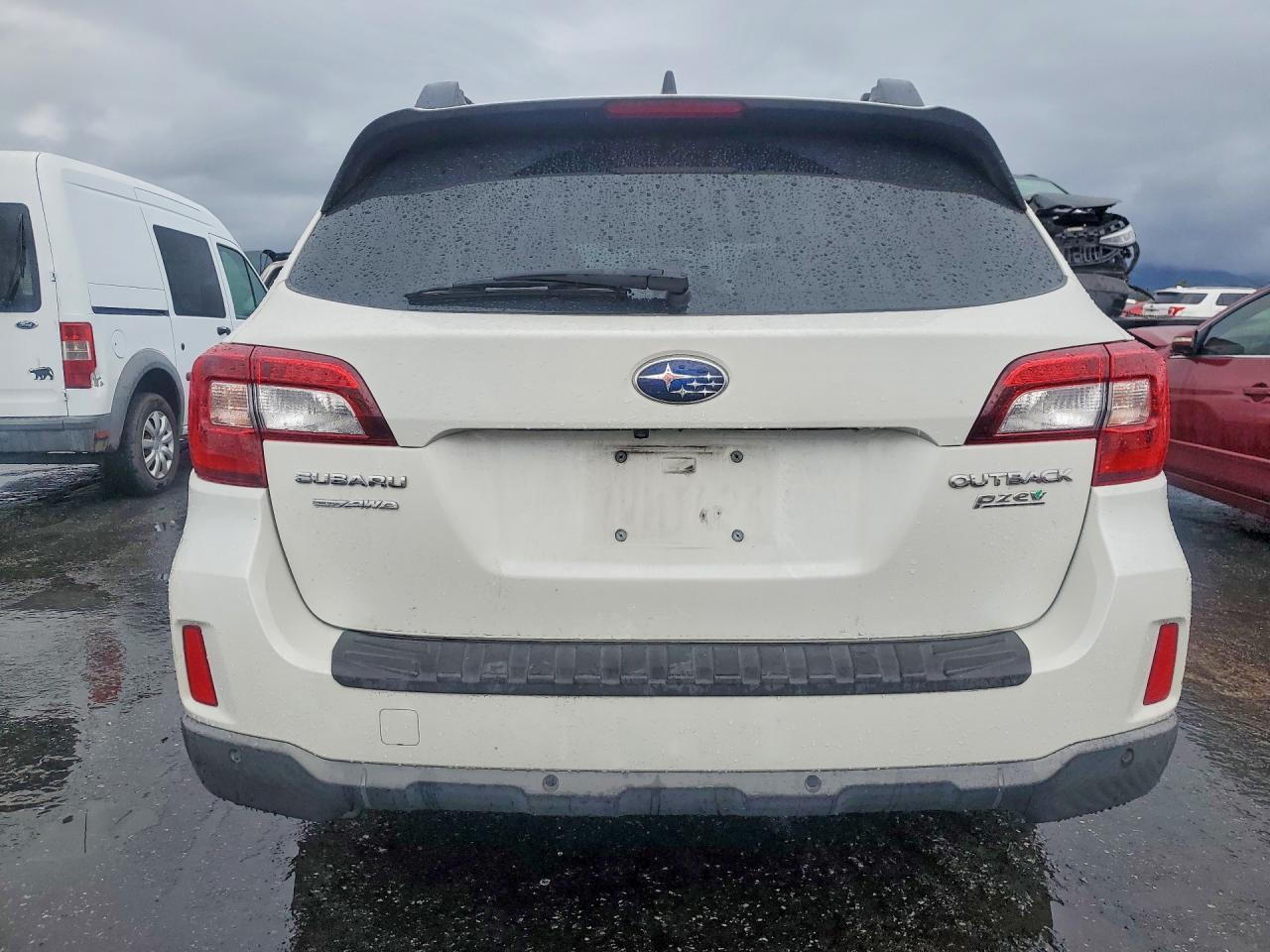 2017 SUBARU Outback