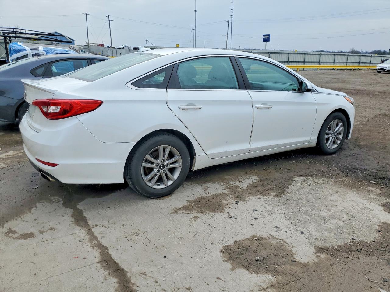 2016 HYUNDAI SONATA