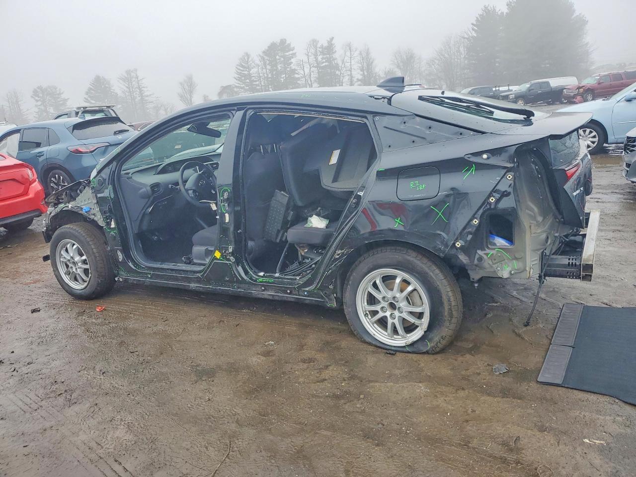 2022 TOYOTA PRIUS