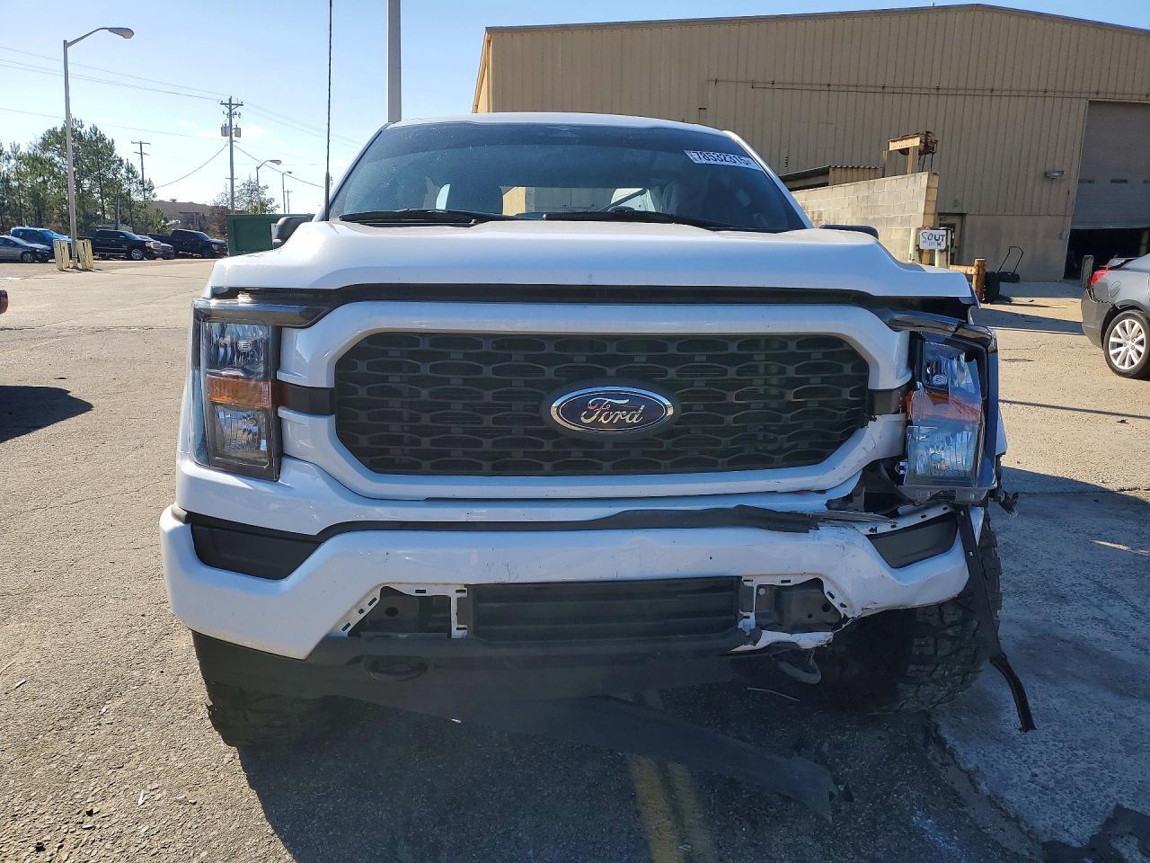 2023 FORD F-150 Lightning
