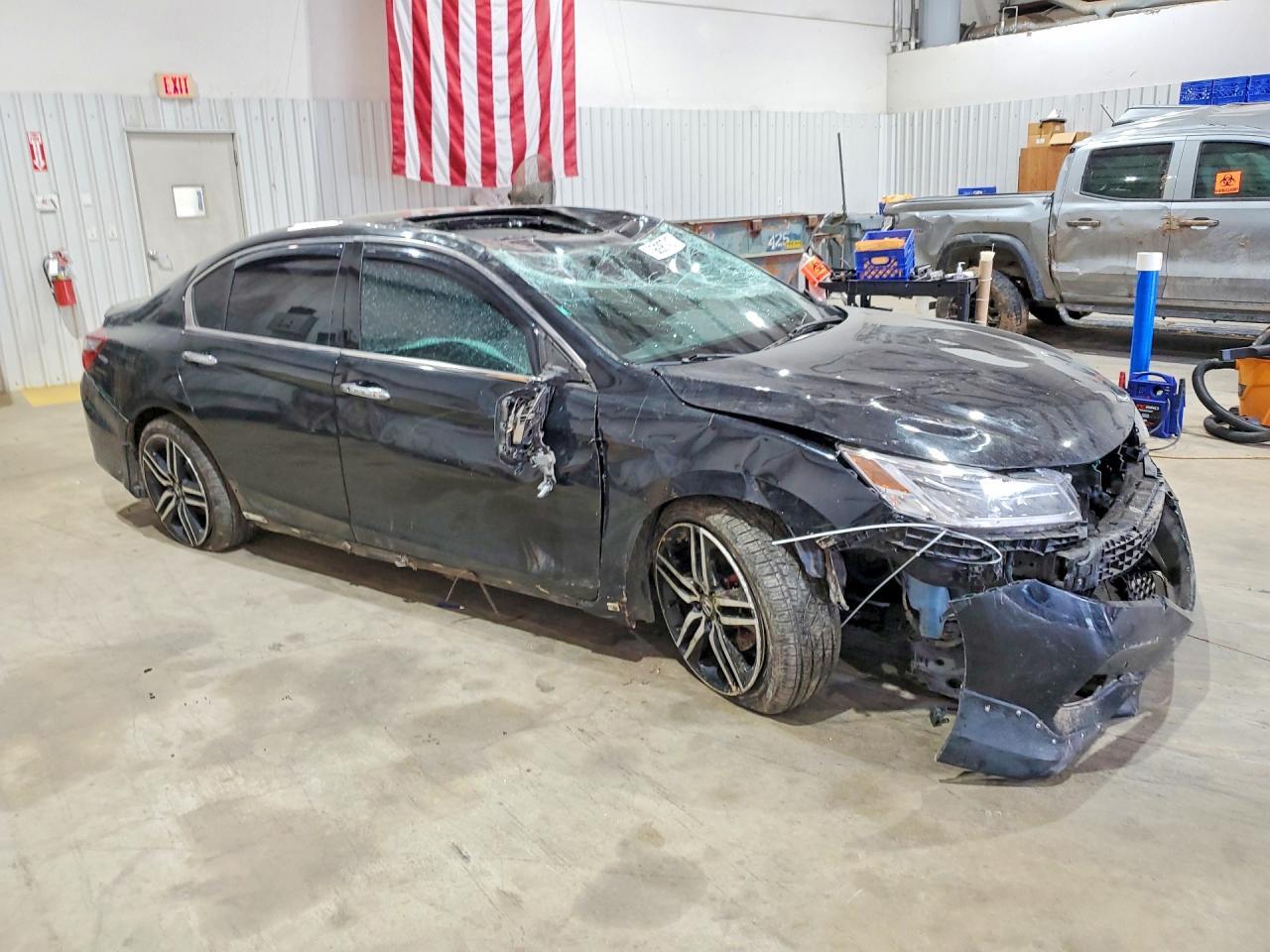 2017 HONDA ACCORD