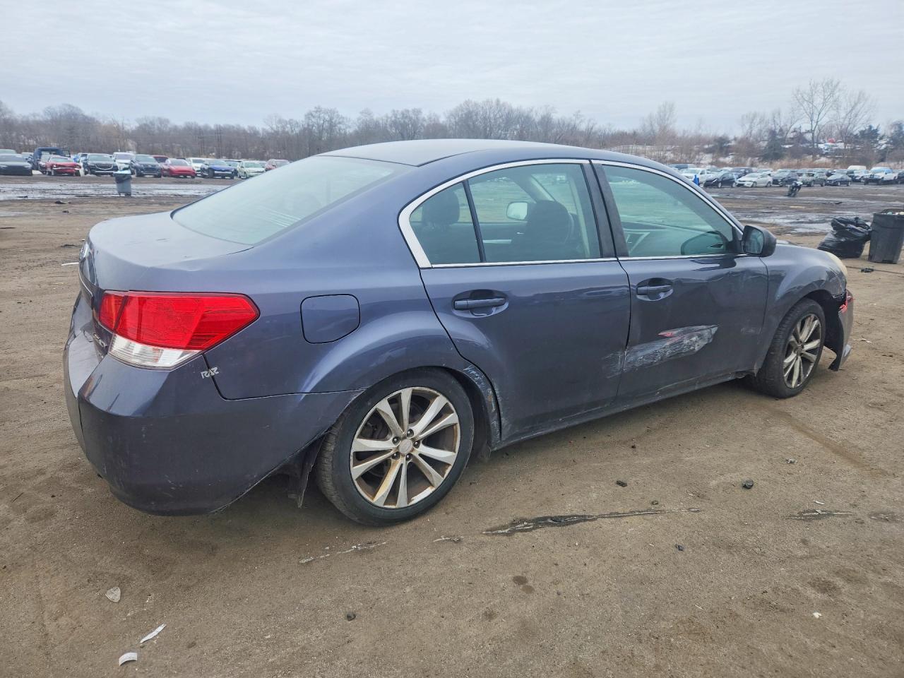 2014 SUBARU Legacy