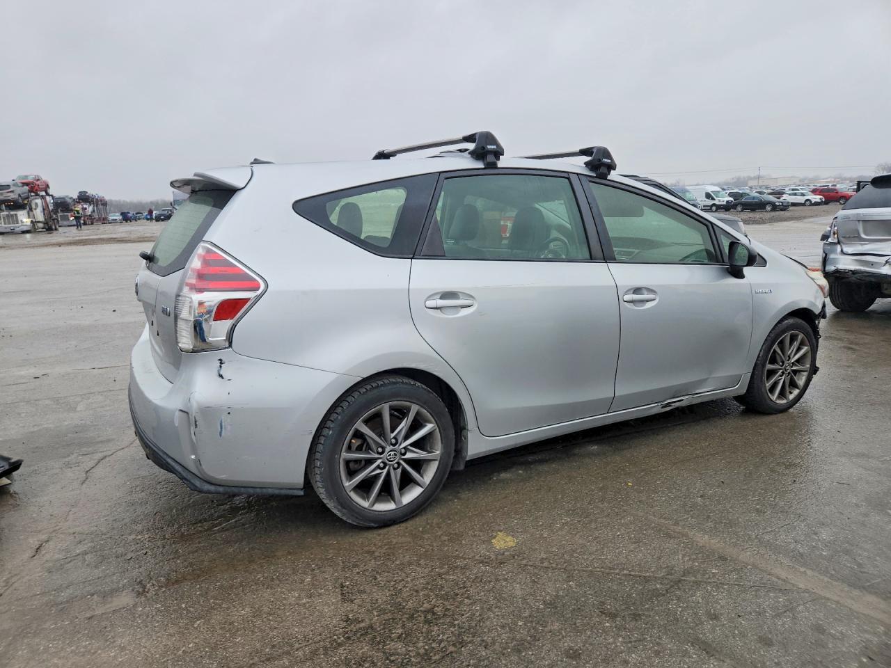 2015 TOYOTA PRIUS V