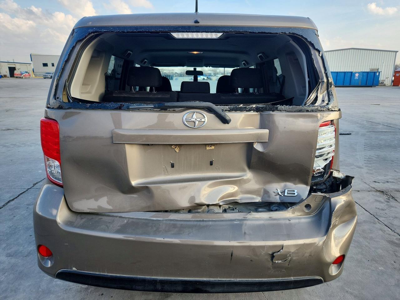 2015 TOYOTA SCION