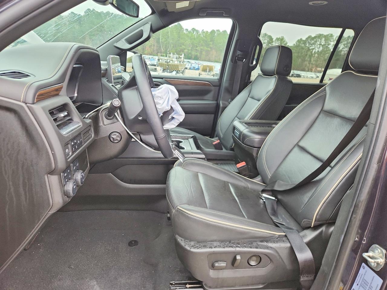 2022 CHEVROLET Suburban