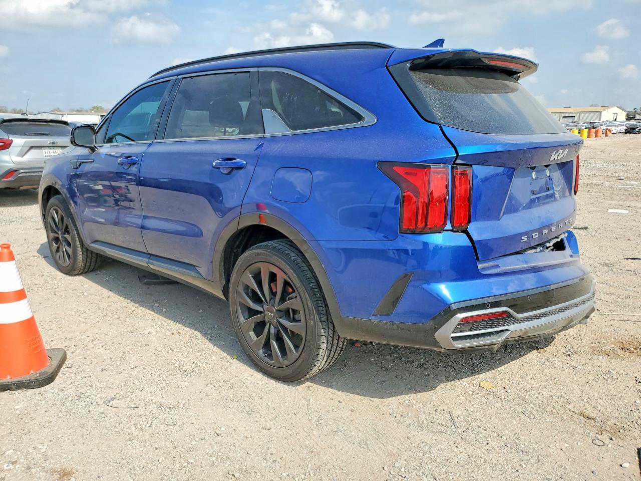 2022 KIA SORENTO