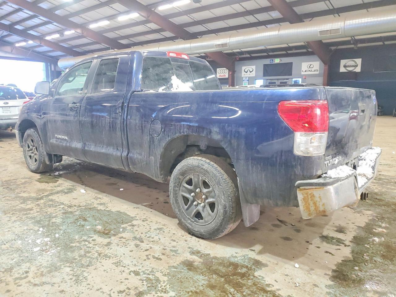 2011 TOYOTA TUNDRA