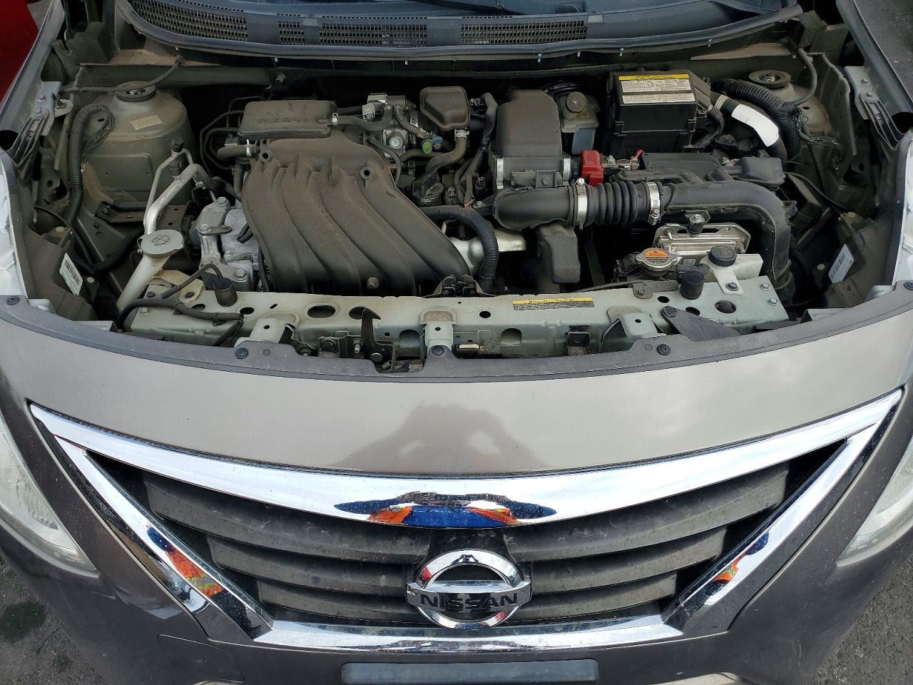 2015 NISSAN VERSA