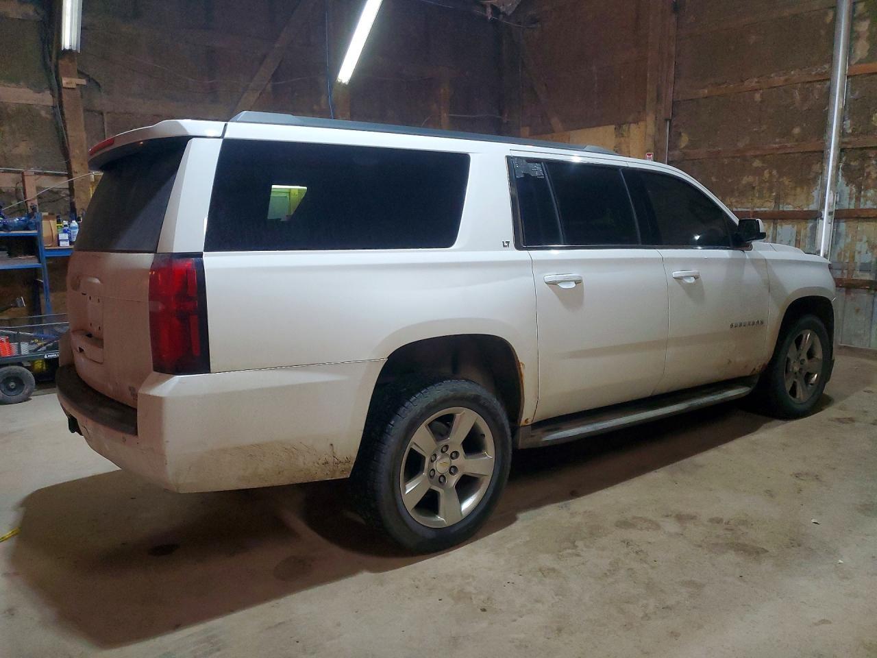 2015 CHEVROLET Suburban