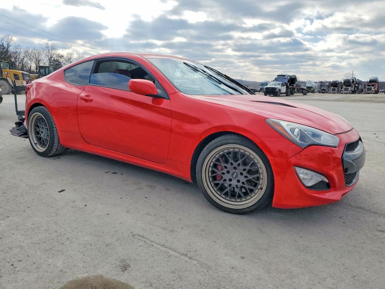 2013 HYUNDAI GENESIS