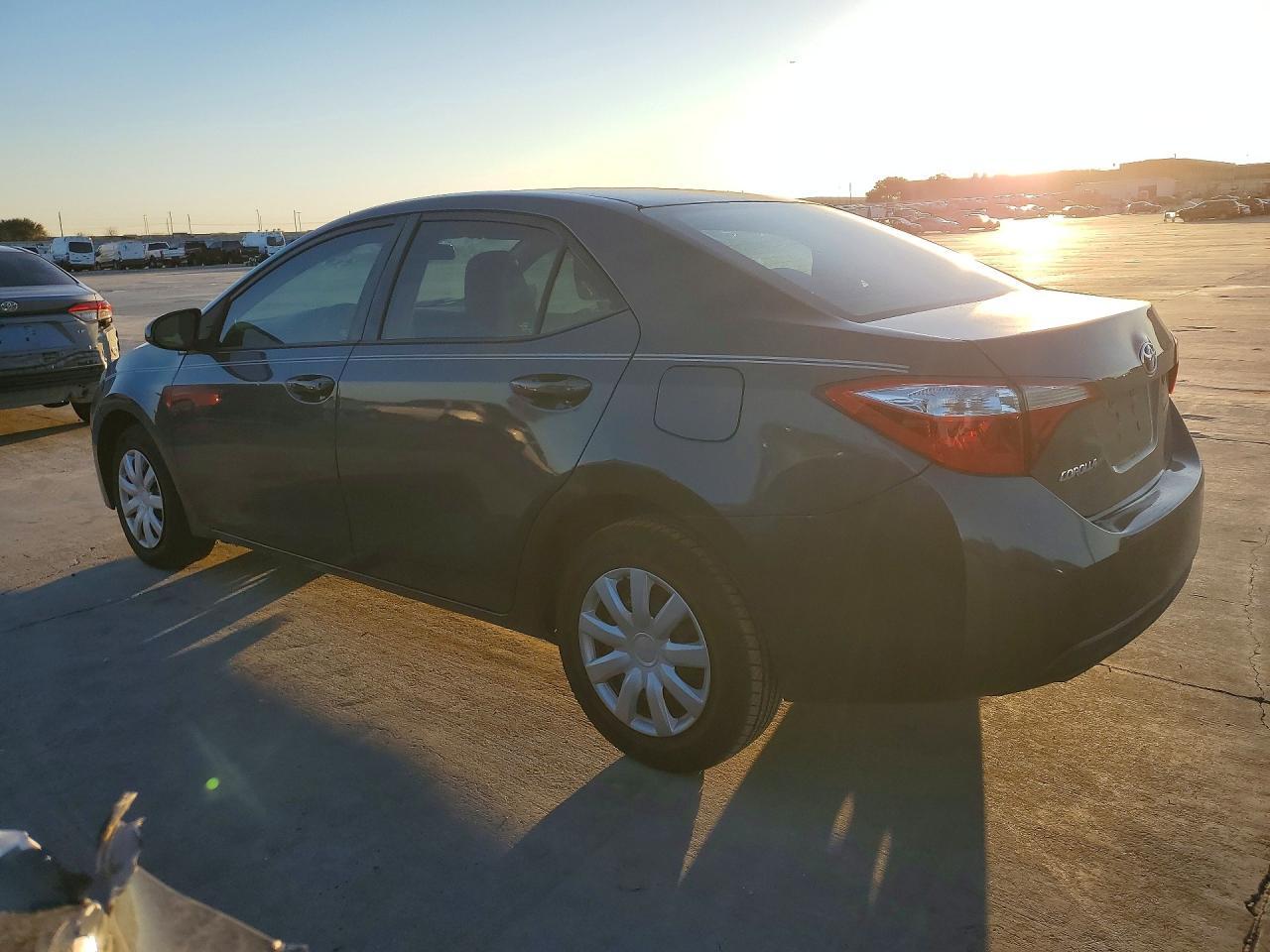 2016 TOYOTA COROLLA