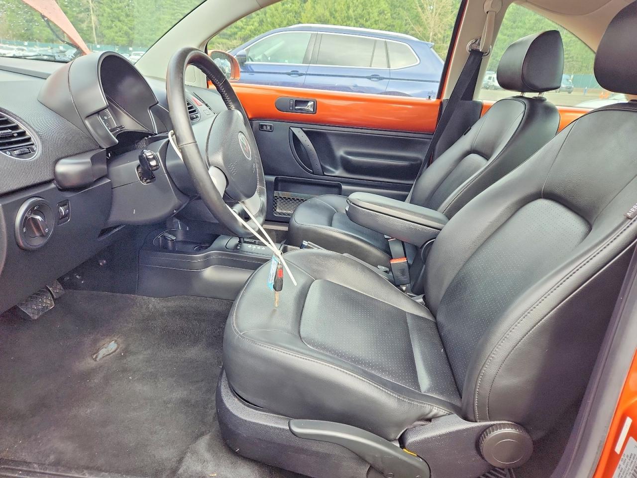 2010 VOLKSWAGEN Beetle
