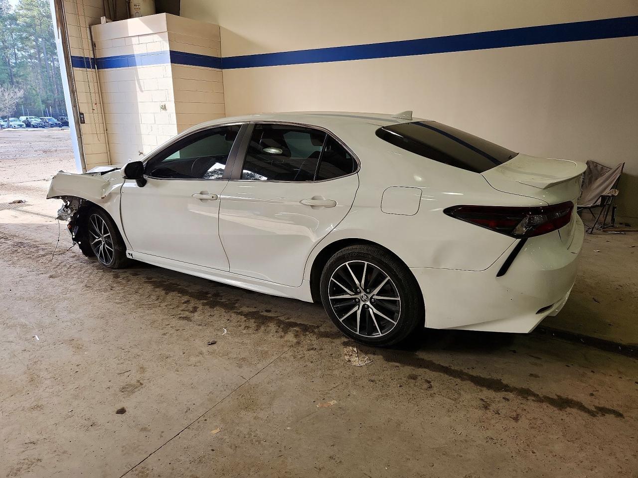 2021 TOYOTA CAMRY