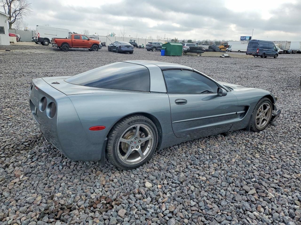 2004 CHEVROLET CORVETTE