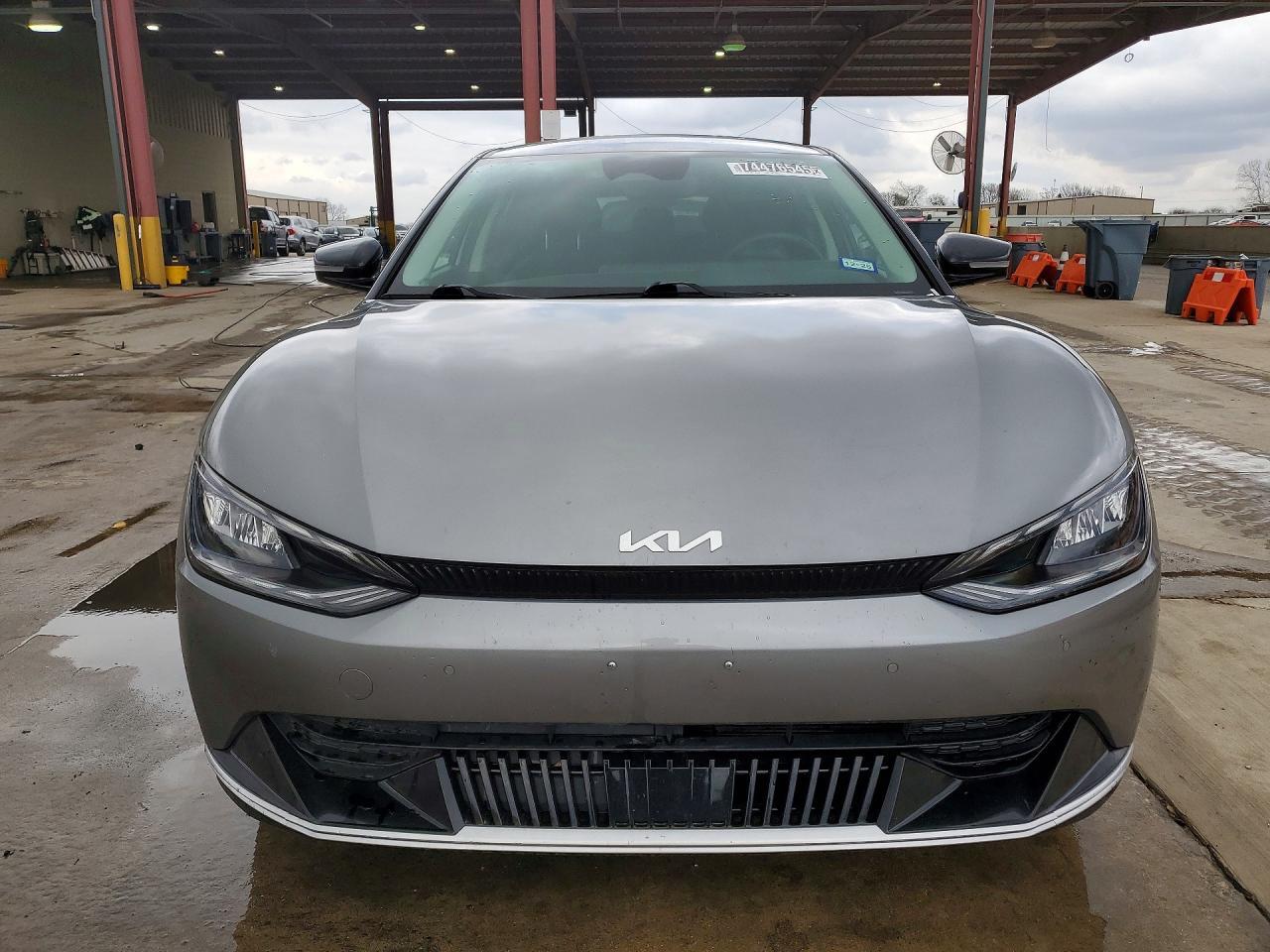 2024 KIA EV6