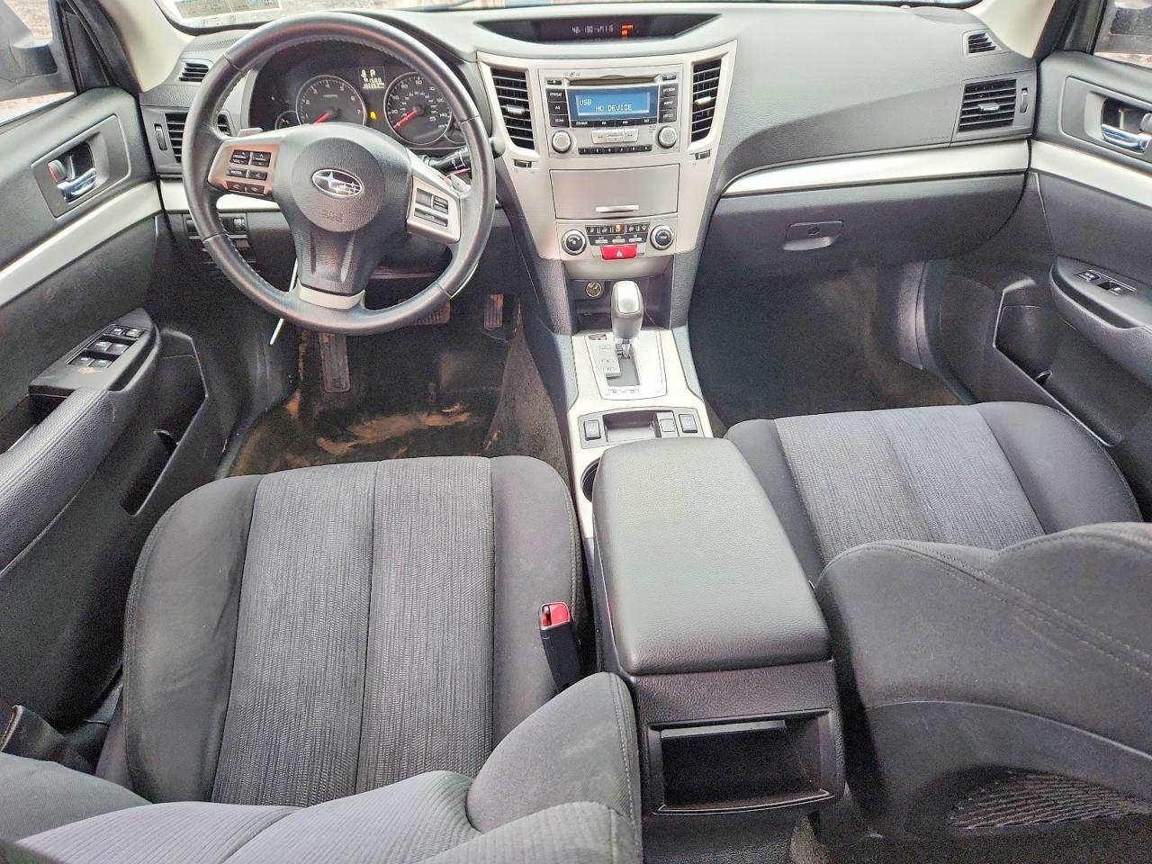 2013 SUBARU Legacy