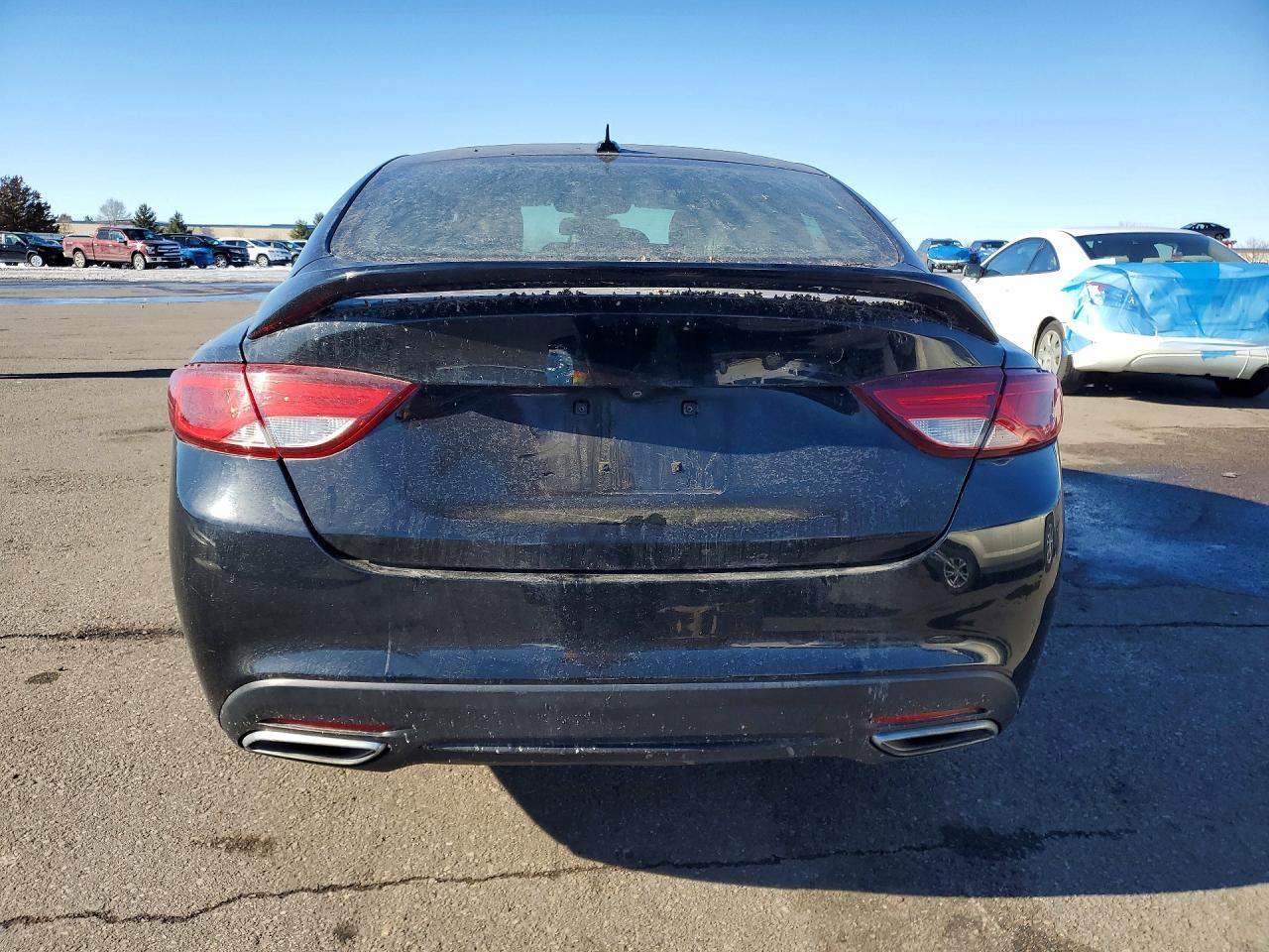 2015 CHRYSLER 200