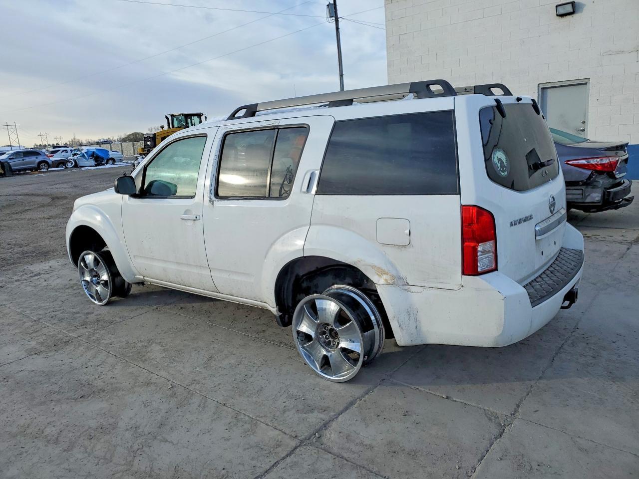 2011 NISSAN PATHFINDER