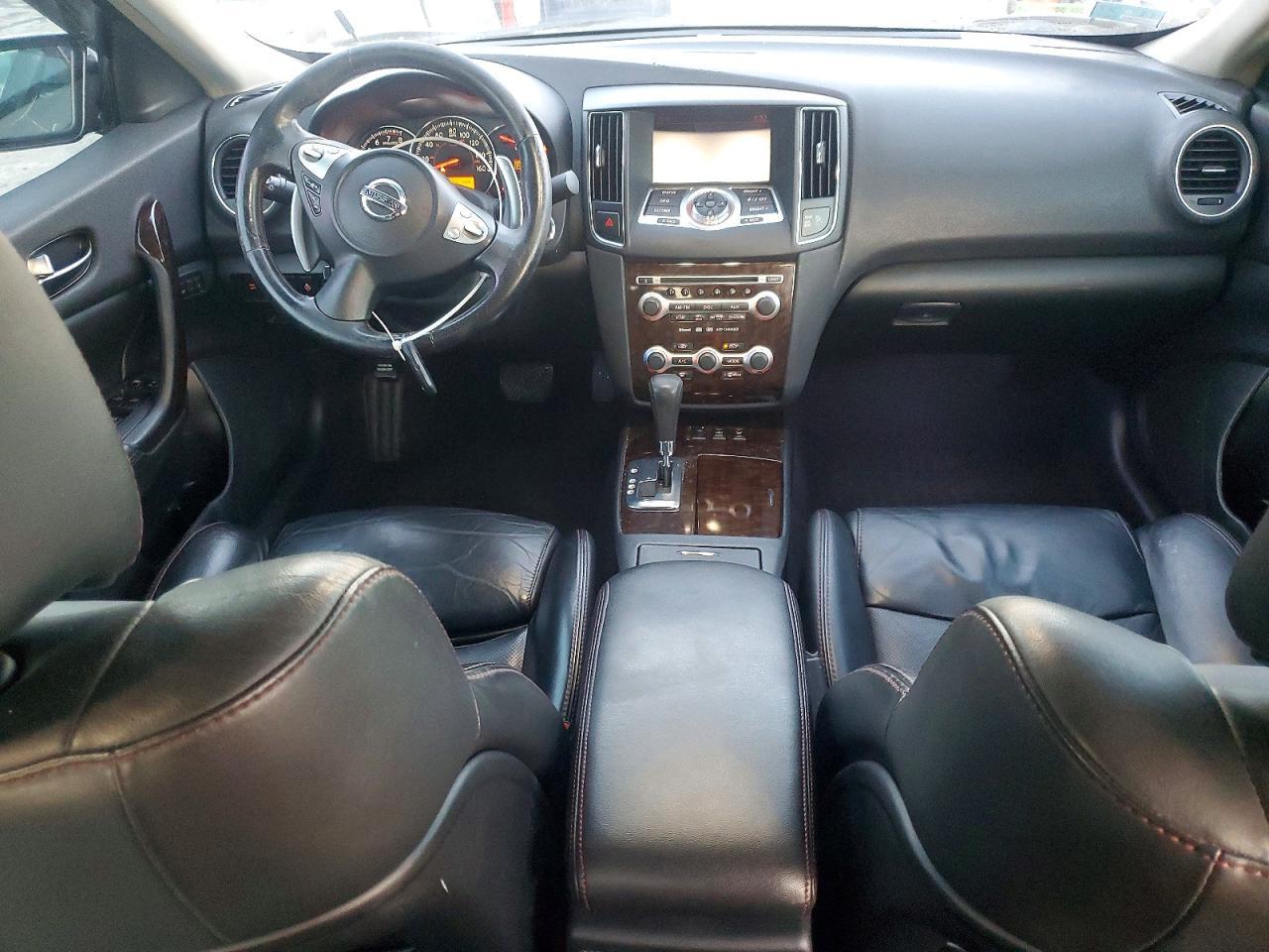 2009 NISSAN Maxima