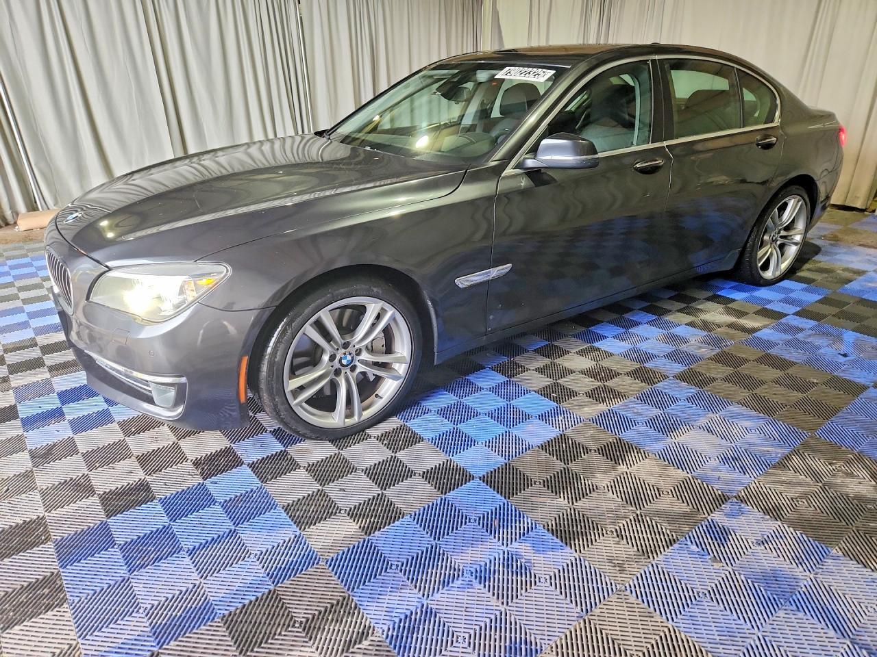 2013 BMW 7 series