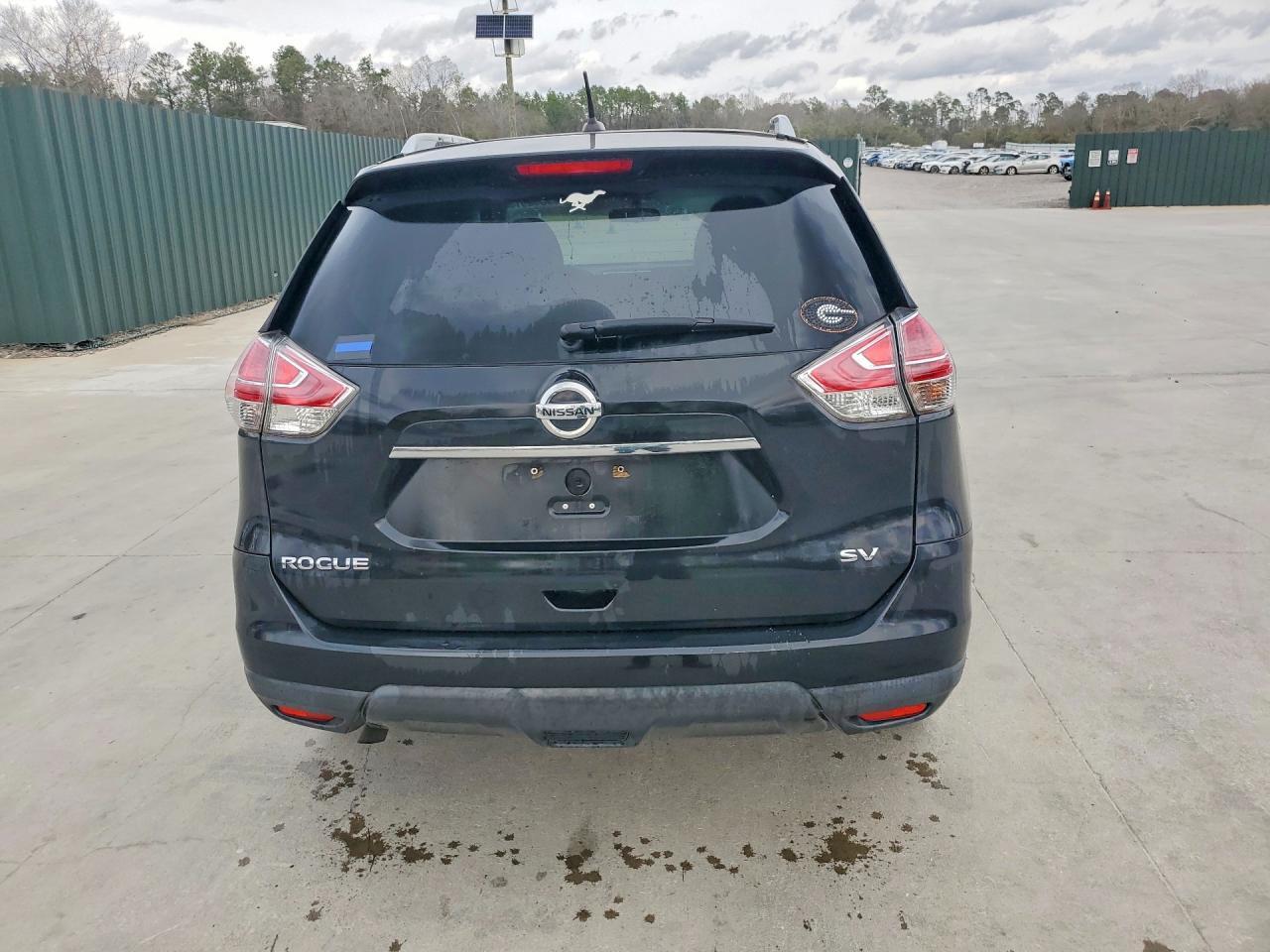 2016 NISSAN ROGUE