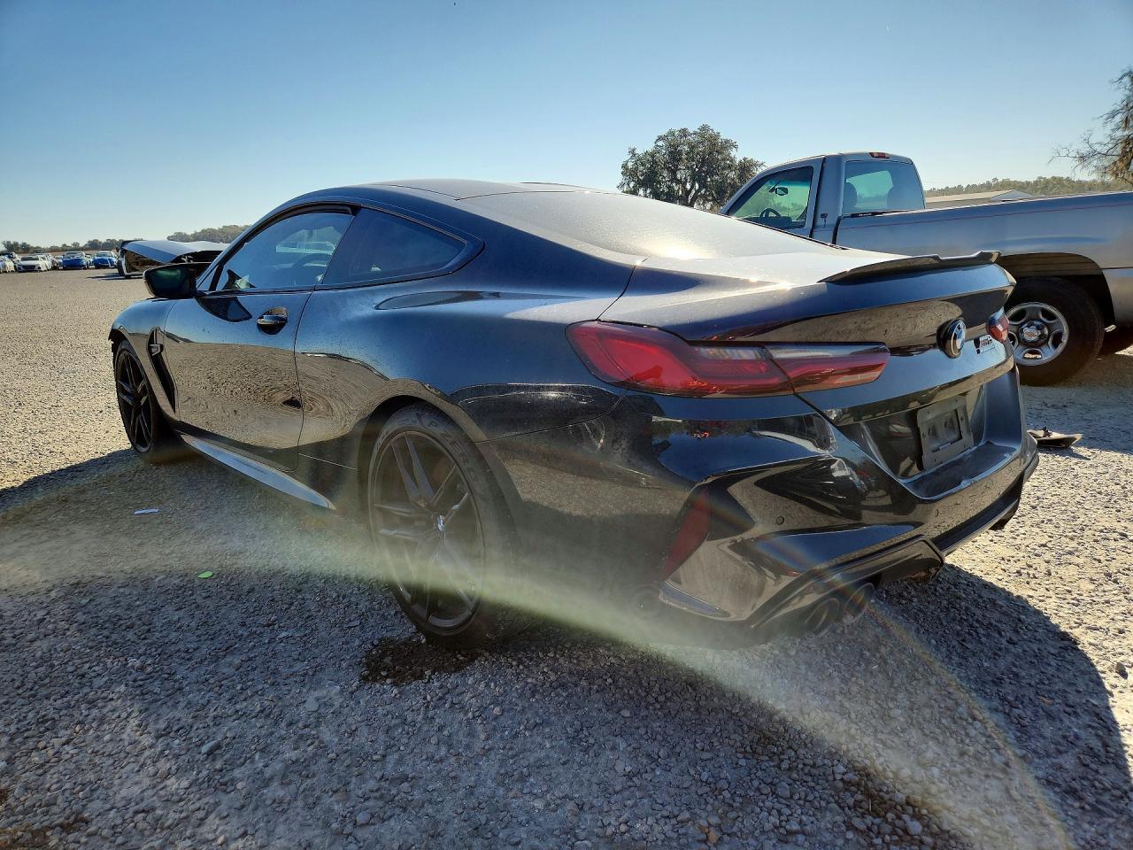 2022 BMW M8