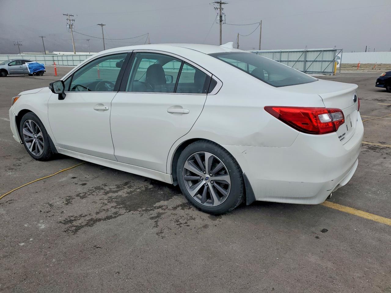 2016 SUBARU Legacy