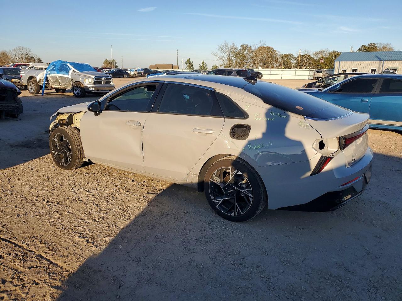 2025 KIA K5