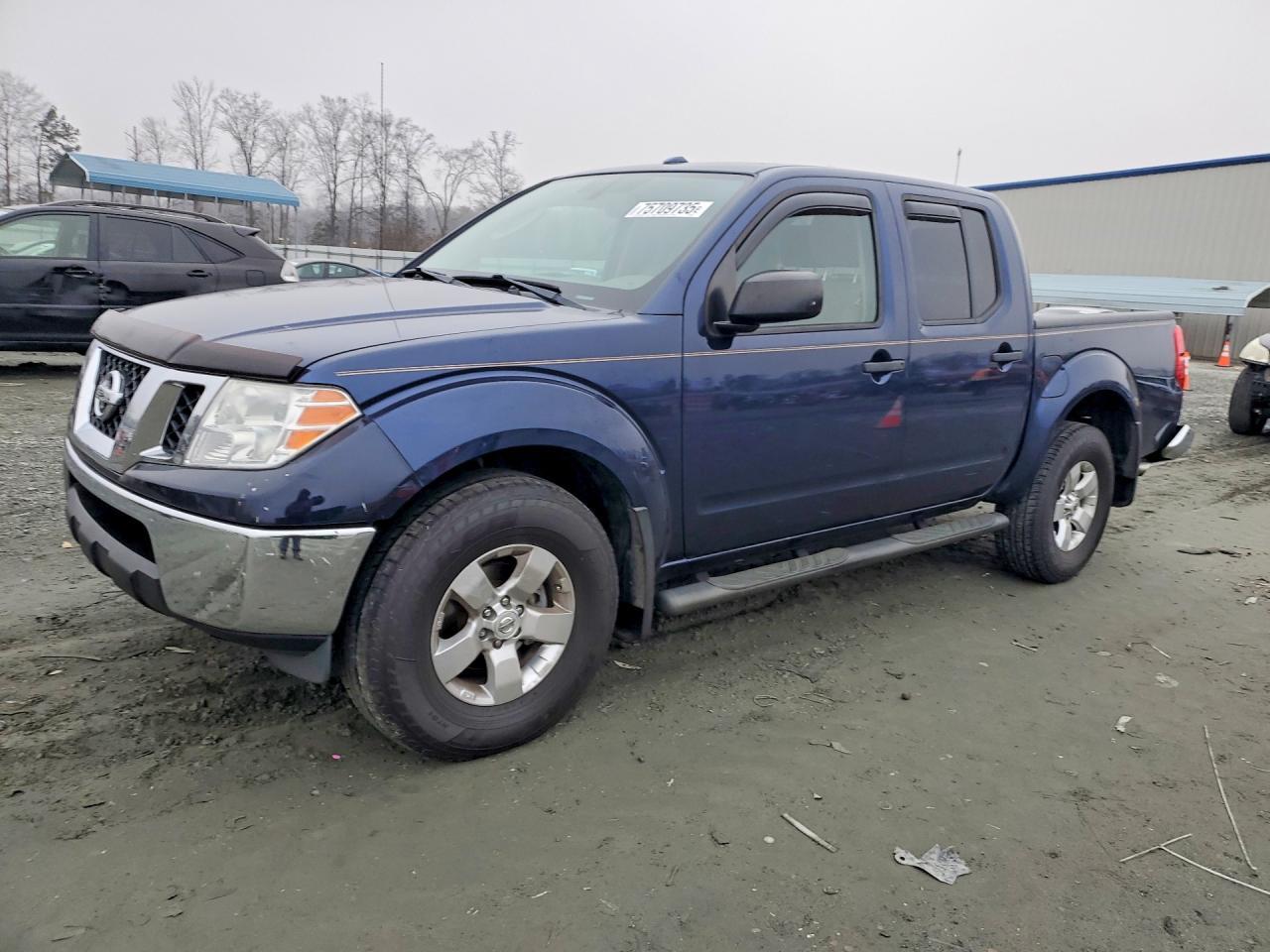2011 NISSAN Frontier