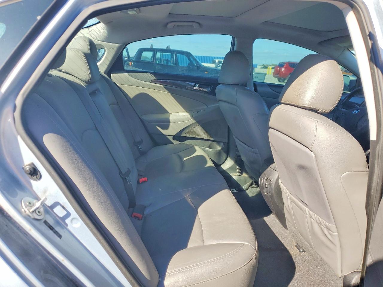 2013 HYUNDAI SONATA