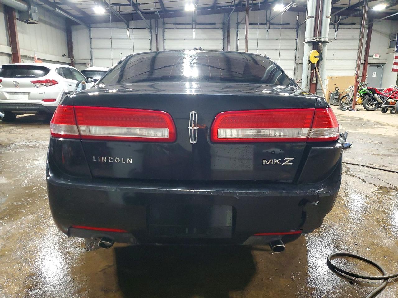 2010 LINCOLN MKZ