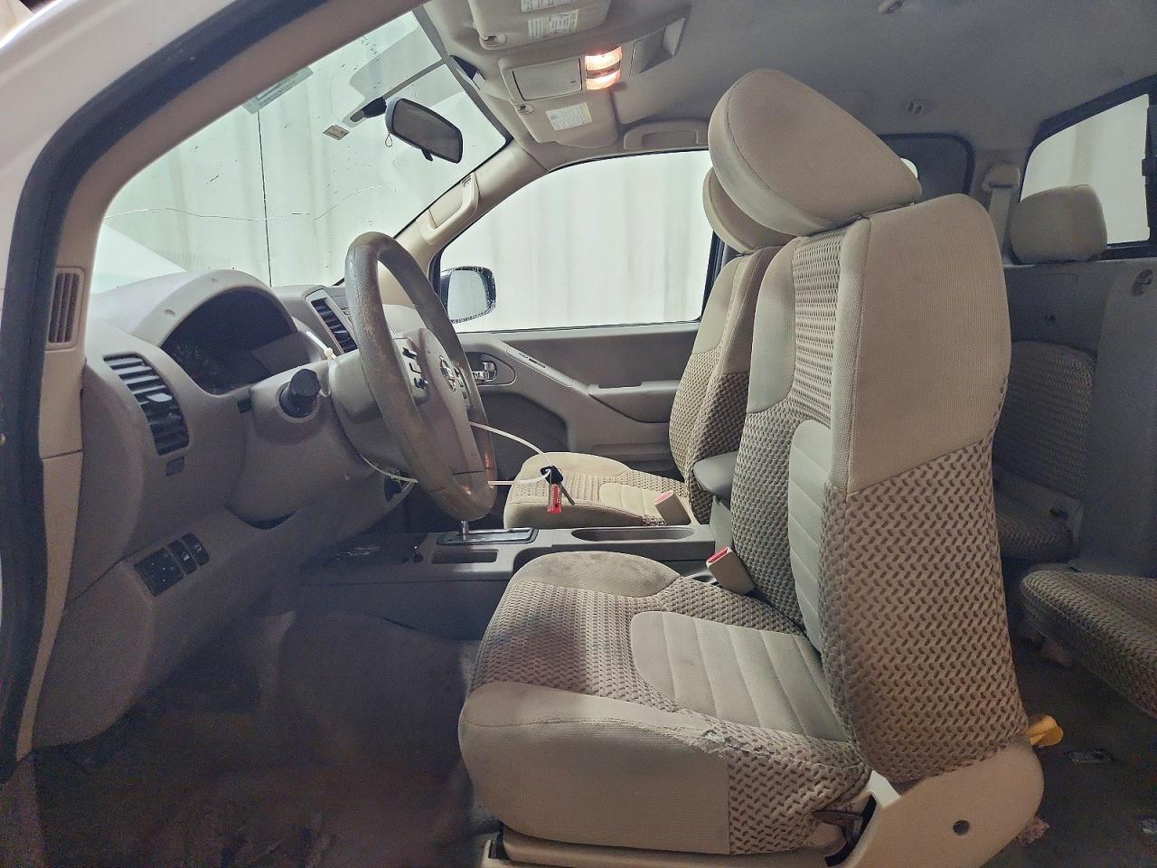 2017 NISSAN Frontier