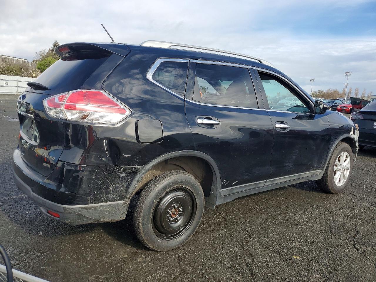 2014 NISSAN ROGUE