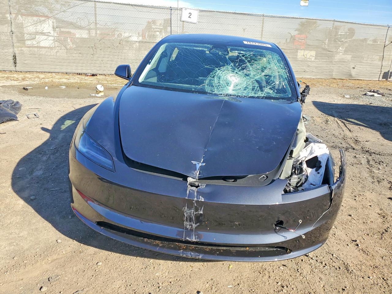 2025 TESLA MODEL 3