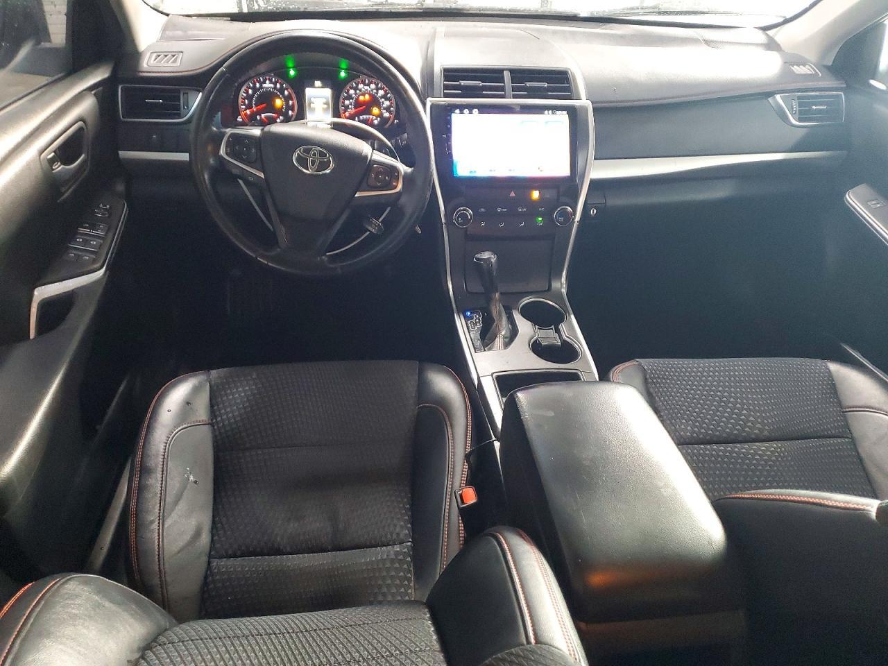 2015 TOYOTA CAMRY