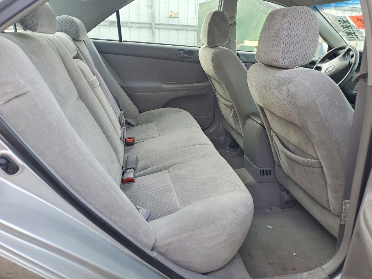 2004 TOYOTA CAMRY