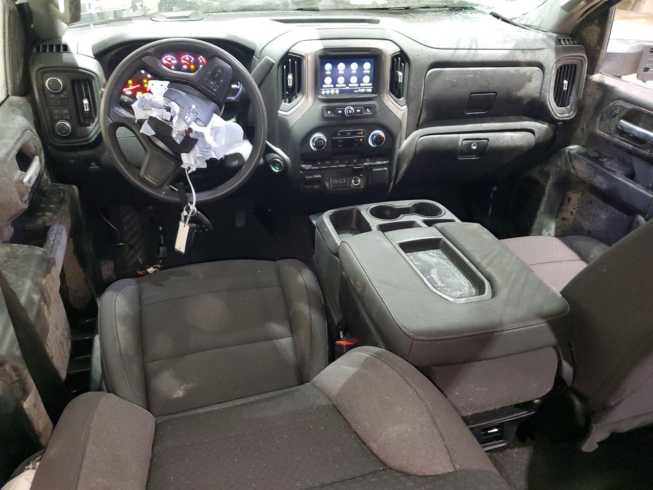 2025 CHEVROLET Silverado