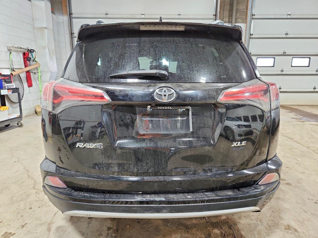 2016 TOYOTA RAV4