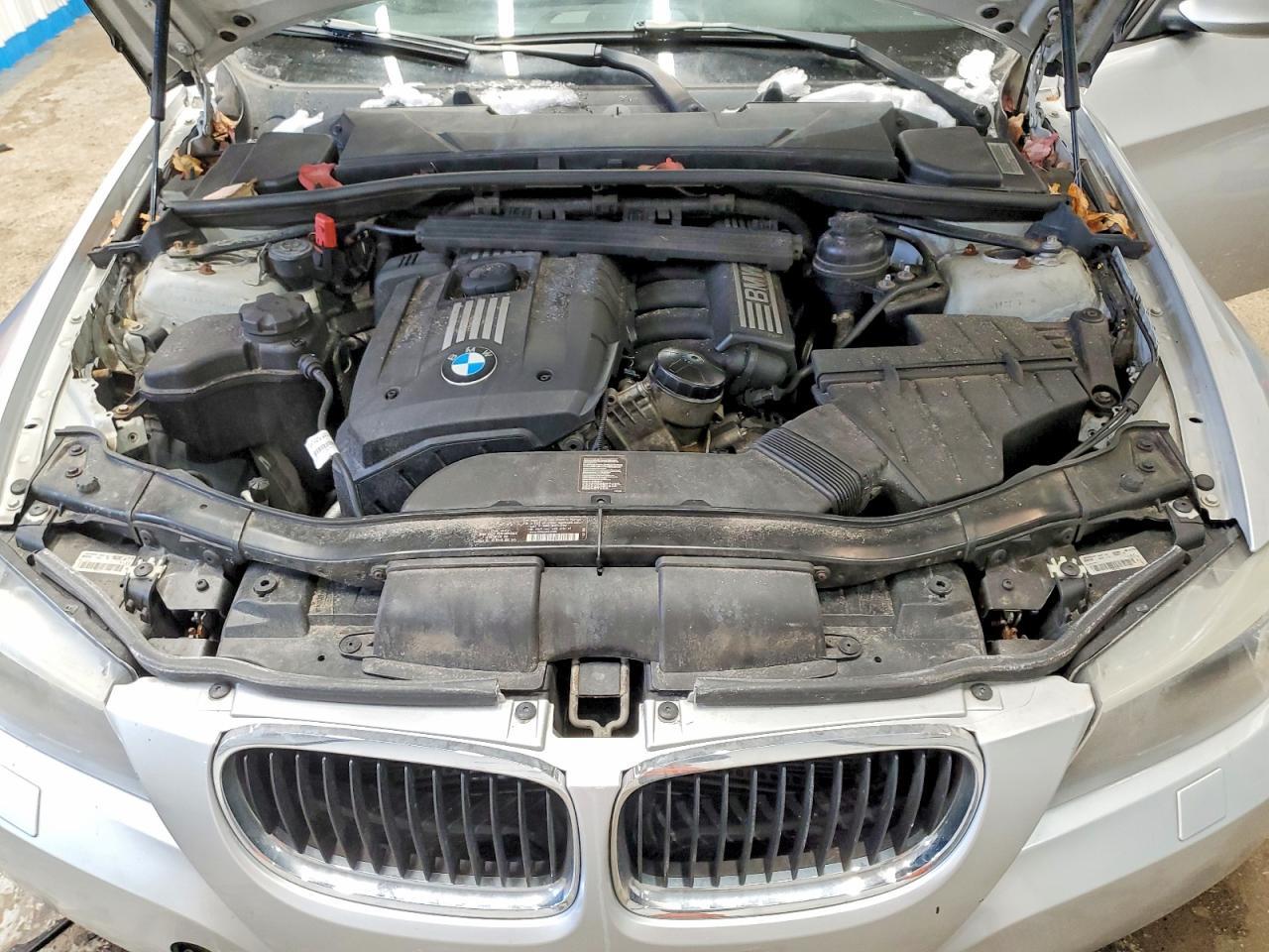 2011 BMW 3 SERIES
