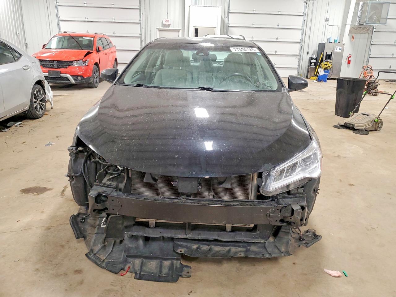 2017 TOYOTA CAMRY
