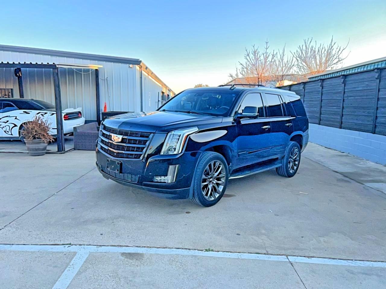 2019 CADILLAC ESCALADE